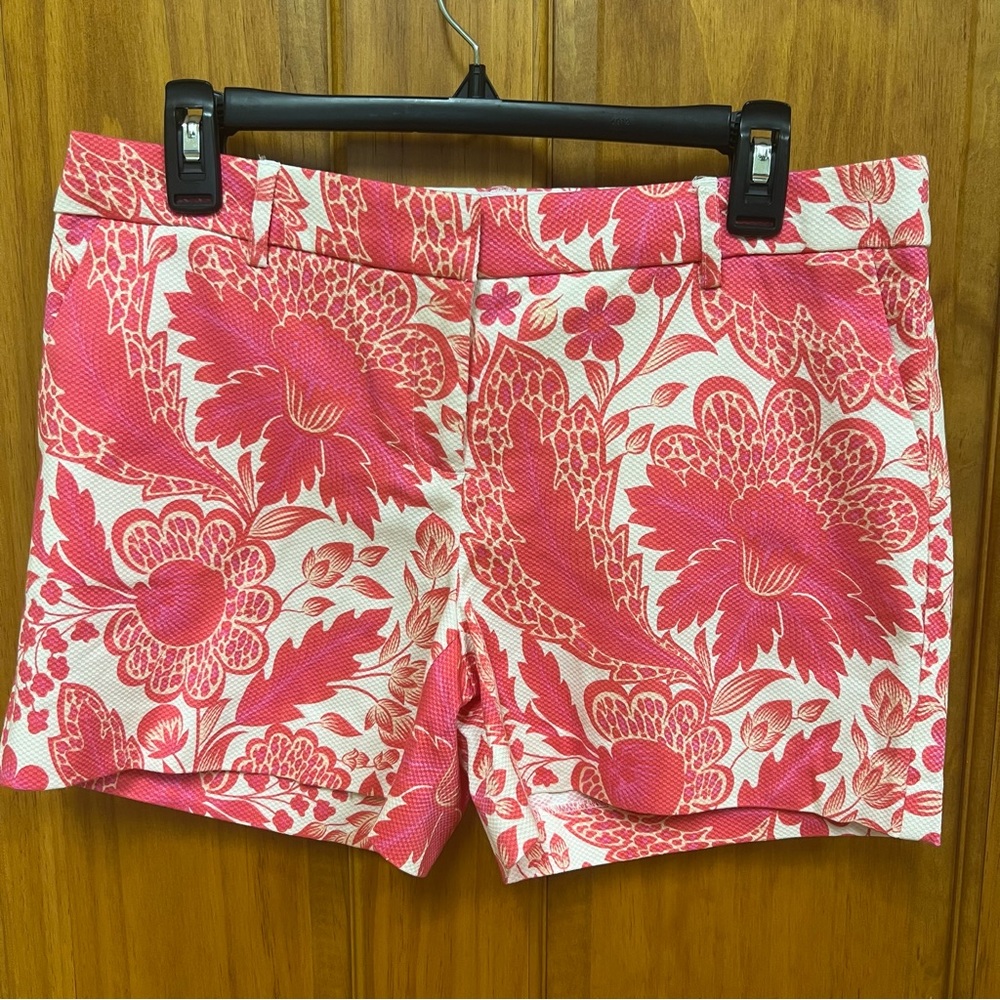 NWOT Kenar Shorts, Size 8, Pink and Cream Floral Pattern